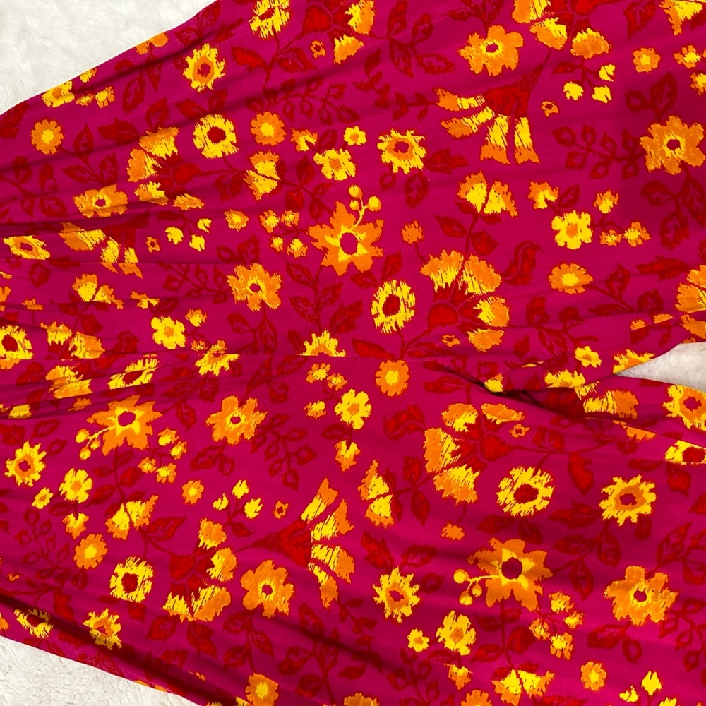 XIX palms jumpsuit Large - Picture 5 of 5